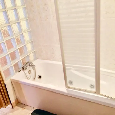 Appartement Irta 1 *